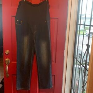 OH MAMA MATERNITY THIN MATERIAL JEANS NEW (3X)